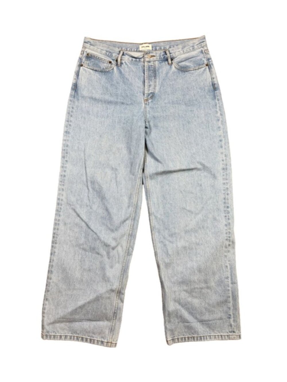 Classic Light Wash Straight Leg Women’s Jeans